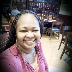 Meet your Posher, Delonda